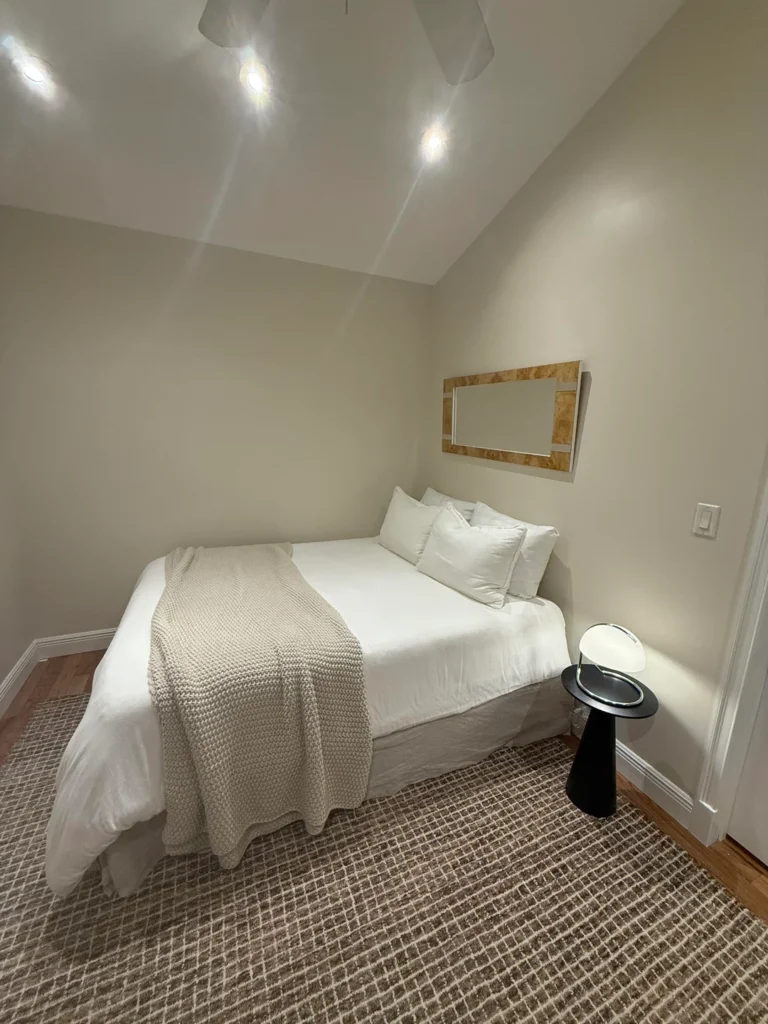 Keep the Room Clutter Free