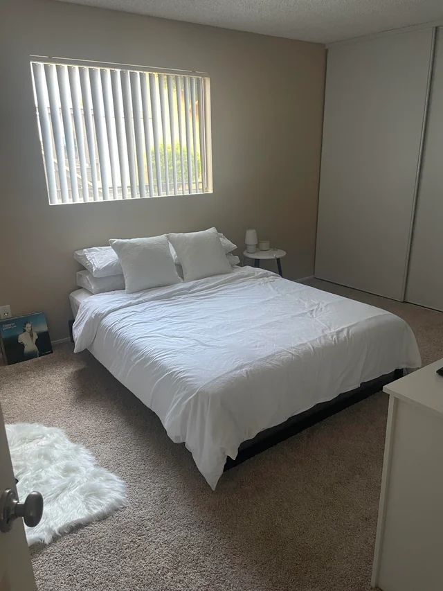 Keep the Room Uncluttered