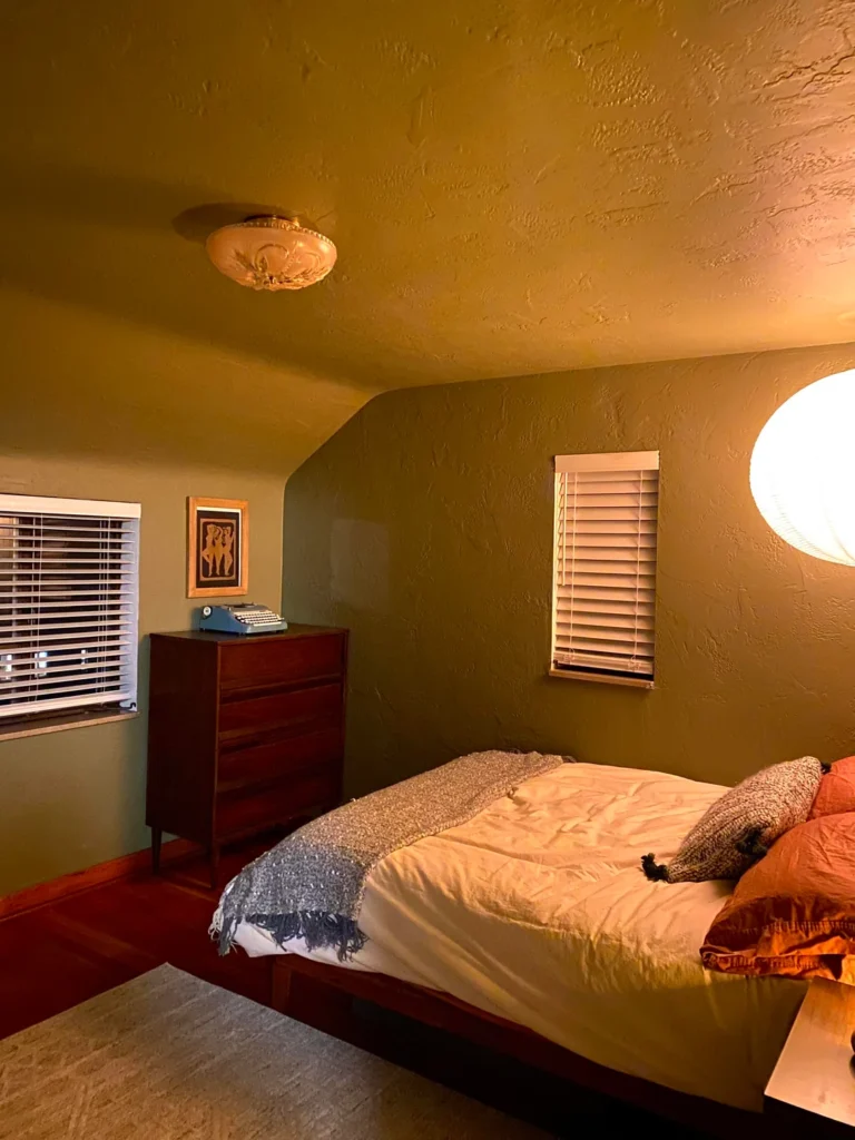 Make the Room Feel Like a Retreat