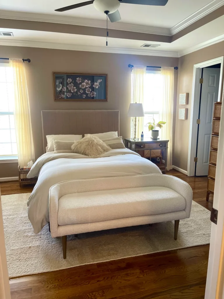 Opt for Simple Sleek Furniture