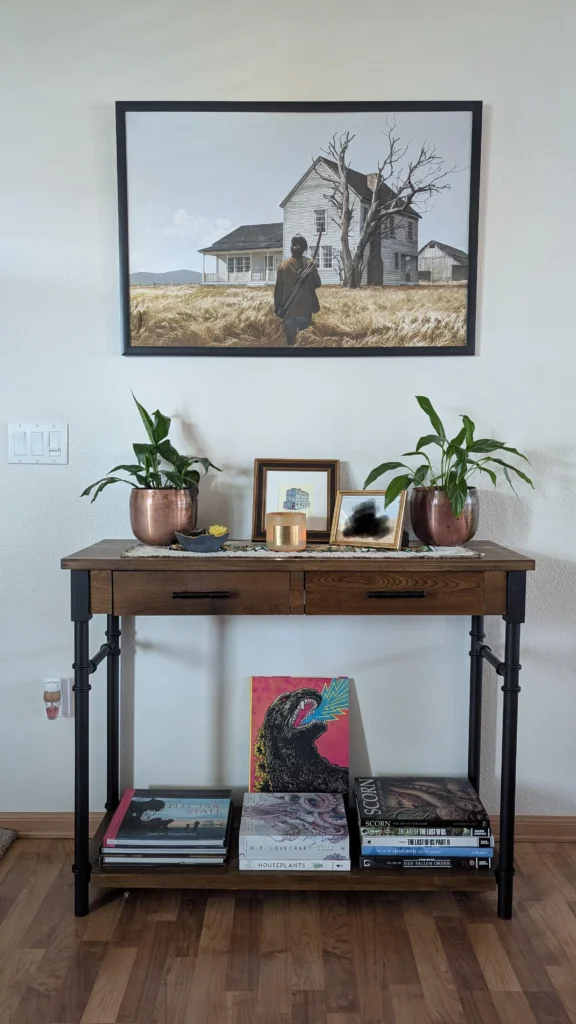 Use books to give the table a layered and settled look