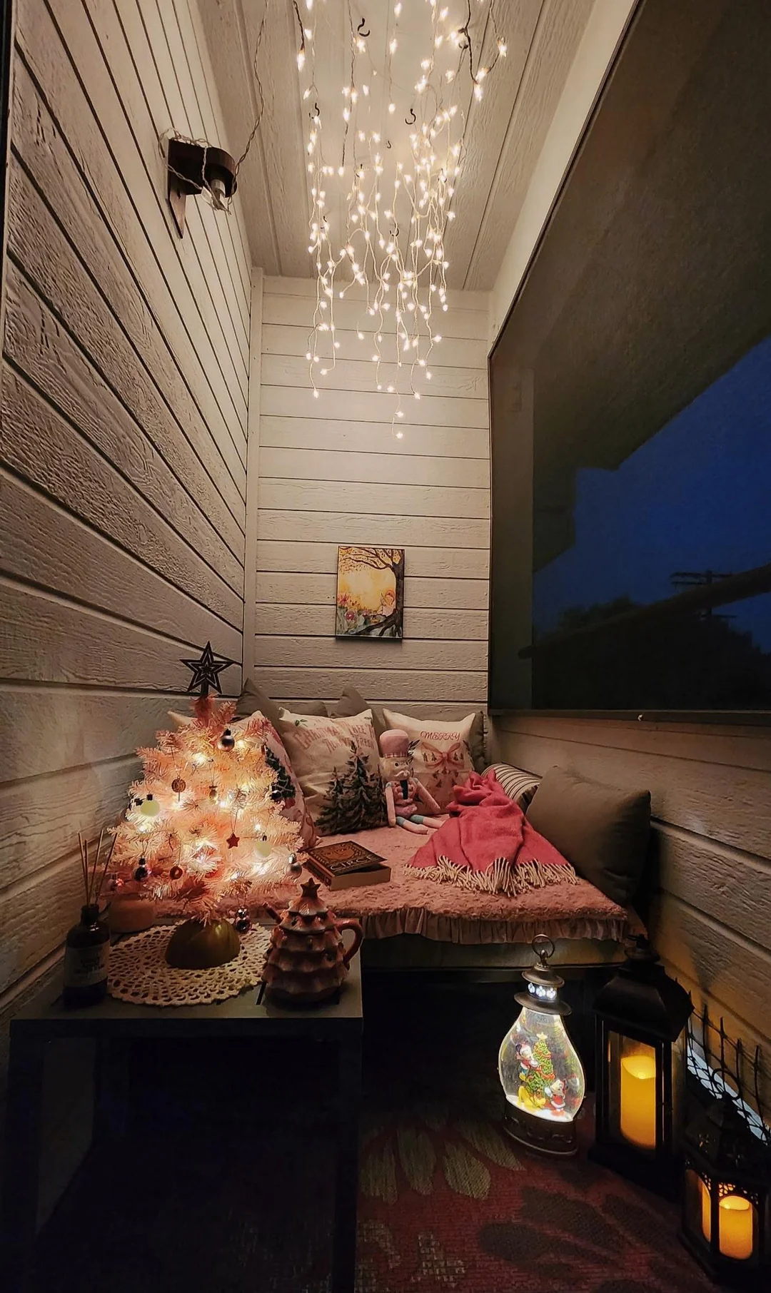 balcony reading nook
