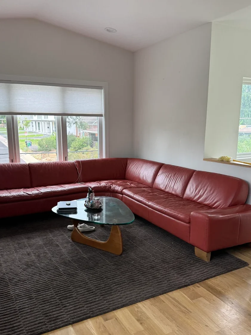 curved leather couch decor