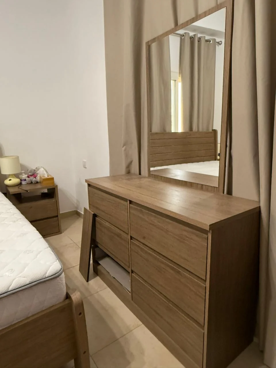 king bedroom set with dresser
