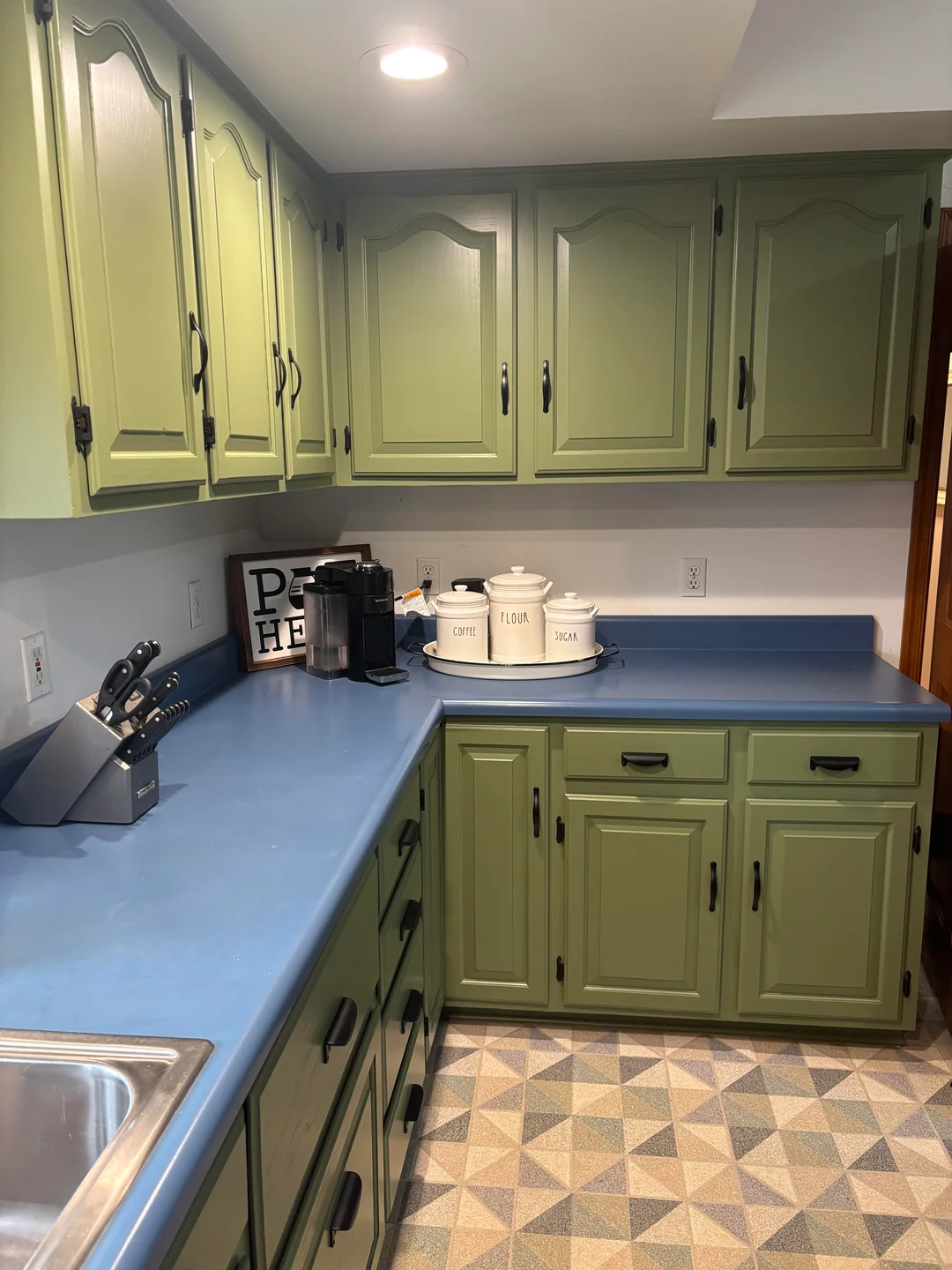 mixed kitchen countertops