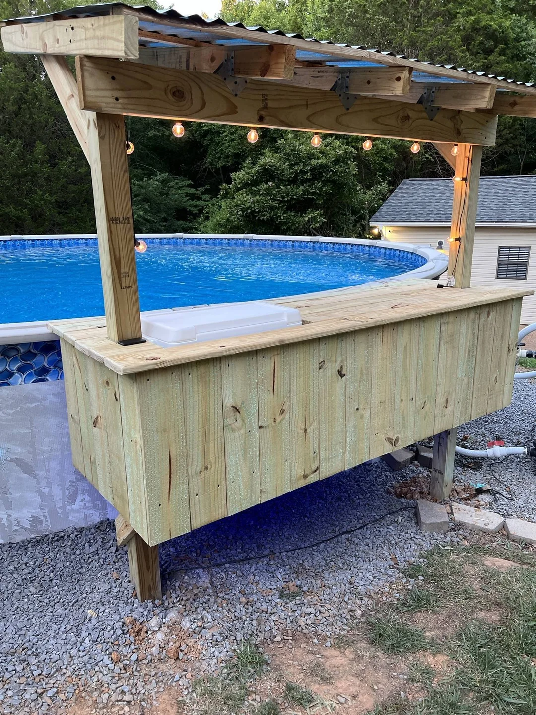 poolside bar setup
