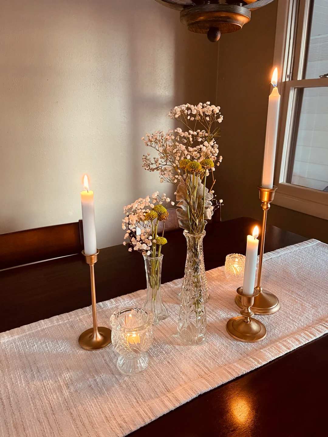 taper candles dining table decor