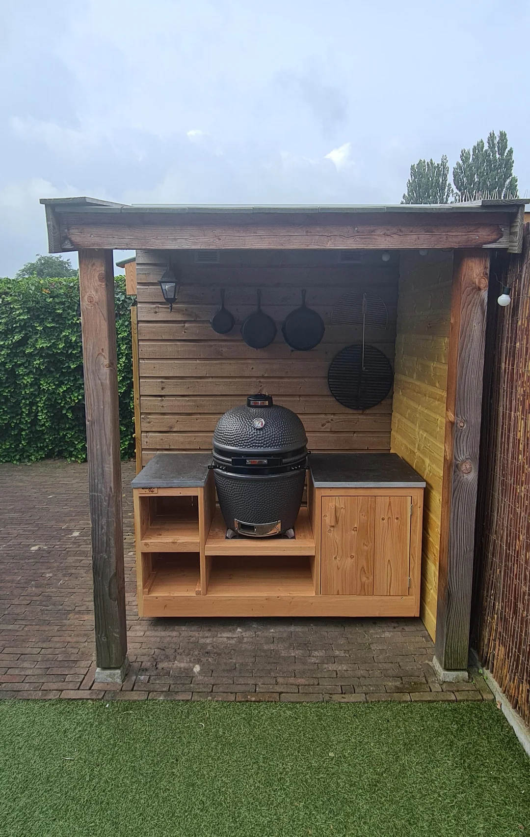 small garden bbq setup compact space

