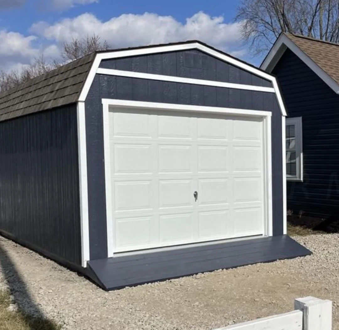 carport with gravel floor parking space

