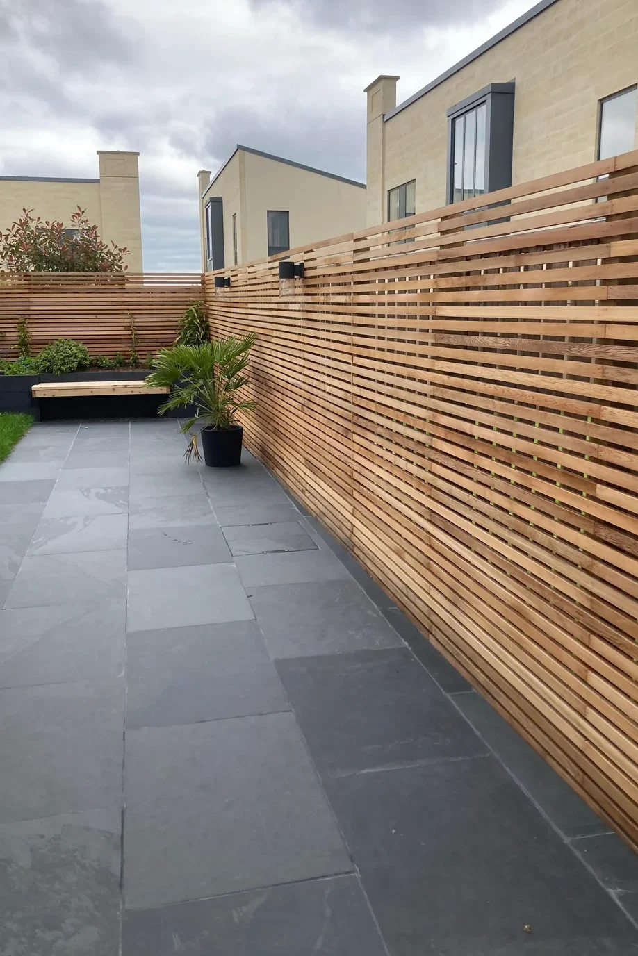 horizontal fence backyard modern wide look design
