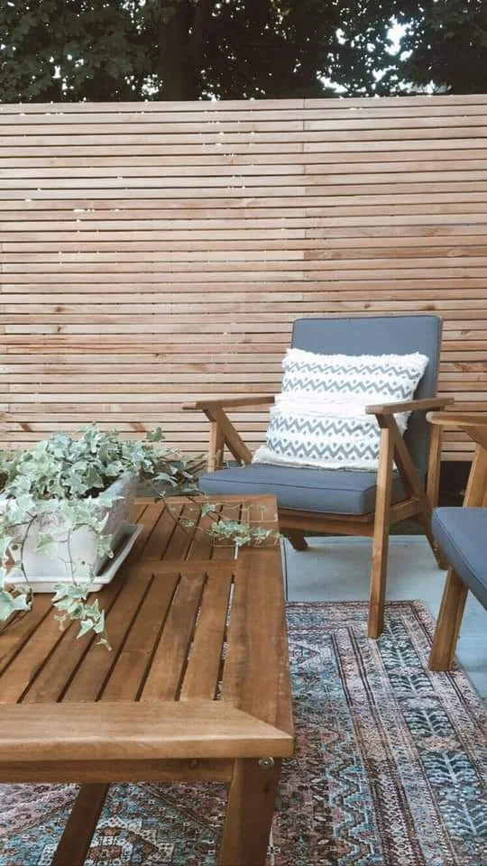 wood slat screen backyard seating privacy
