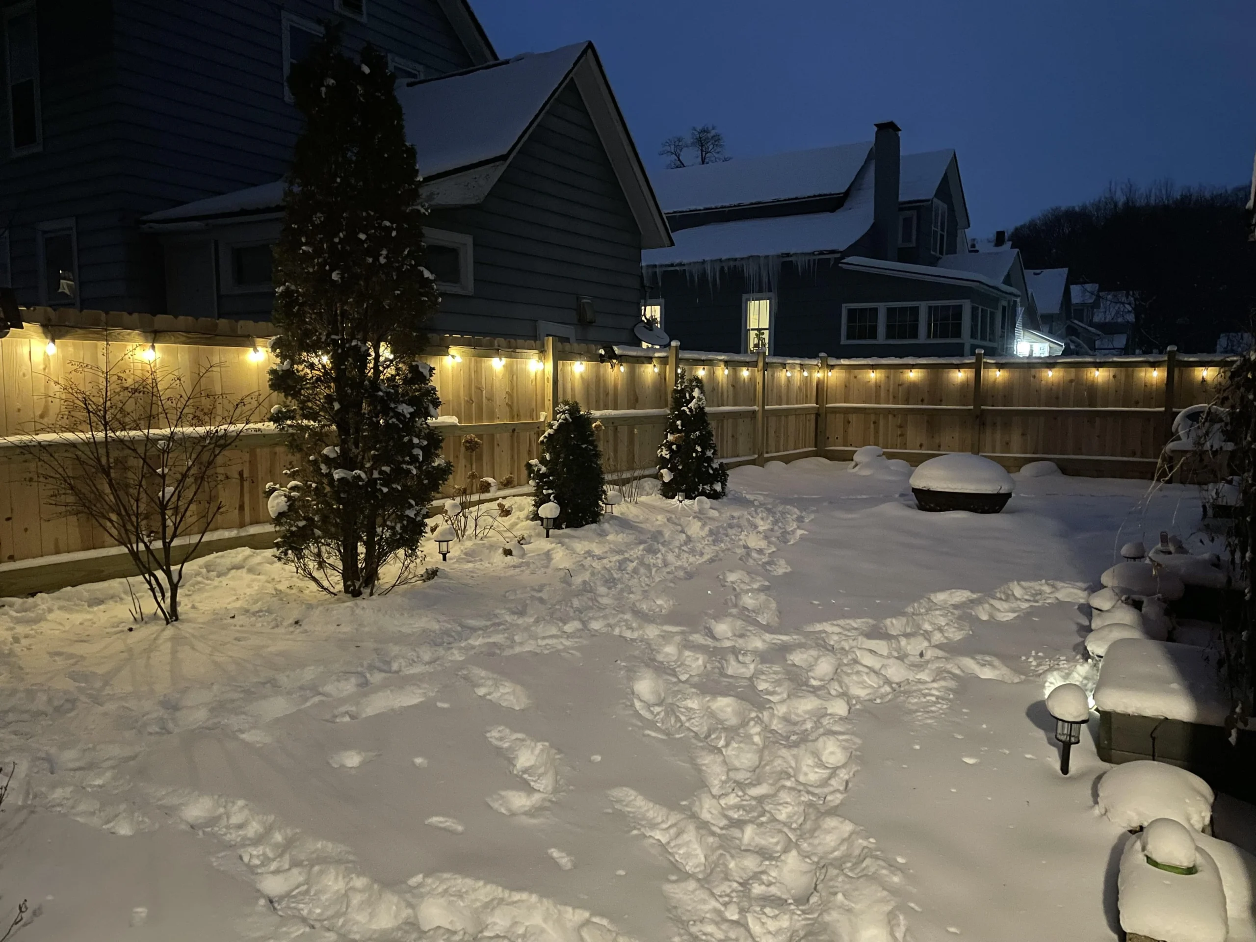 wood fence lighting outdoor night
