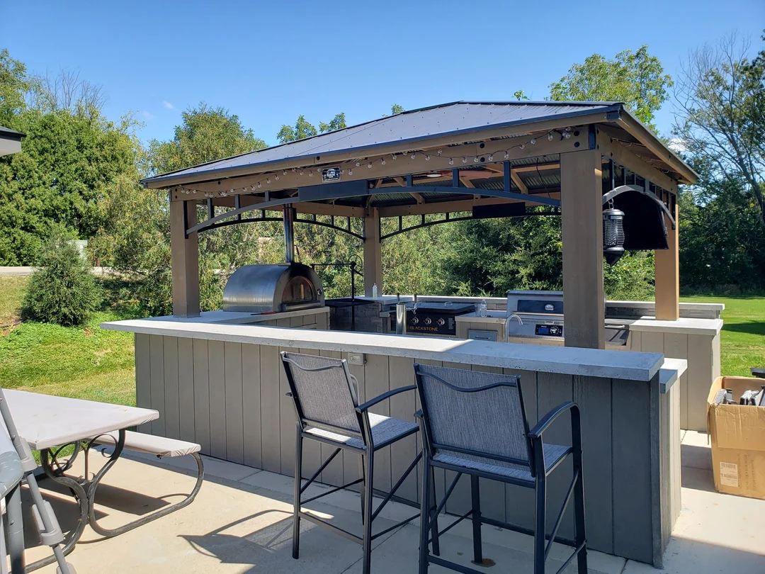 concrete countertop outdoor grill setup
