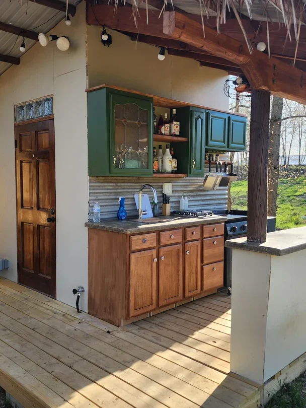 outdoor kitchen grill prep counter setup
