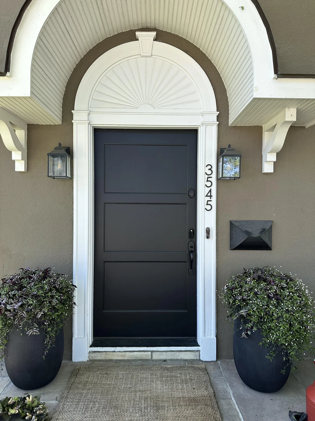 modern house numbers exterior front entrance ideas
